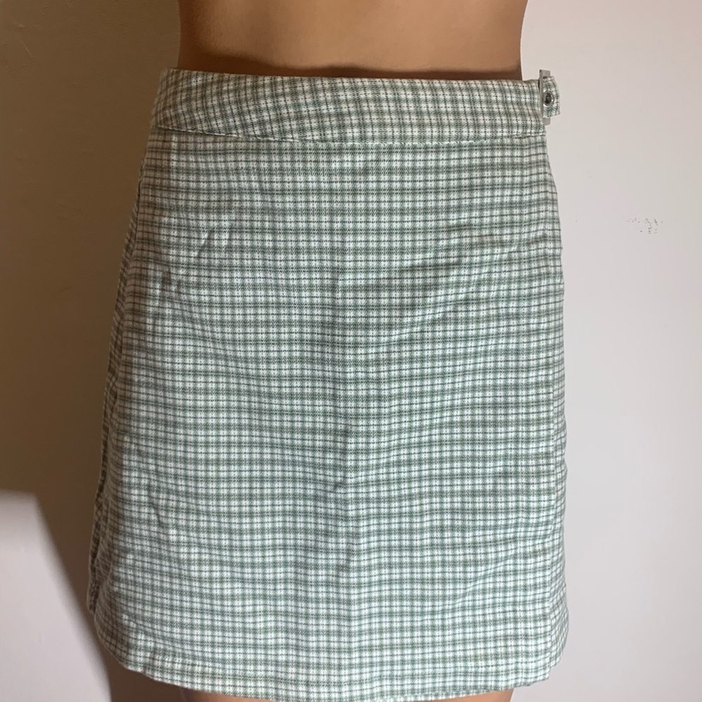 brandy melville emerson skirt